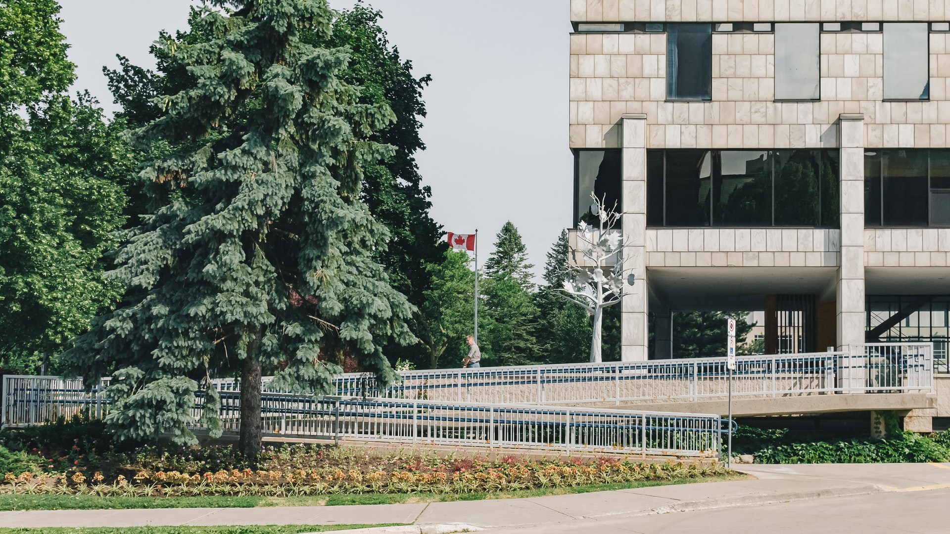a building with access for people with disabilities