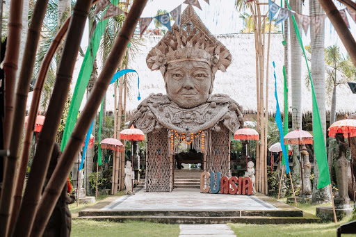 a bhudist temple