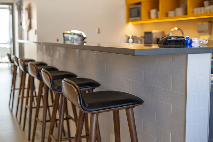 Cahoots cantine