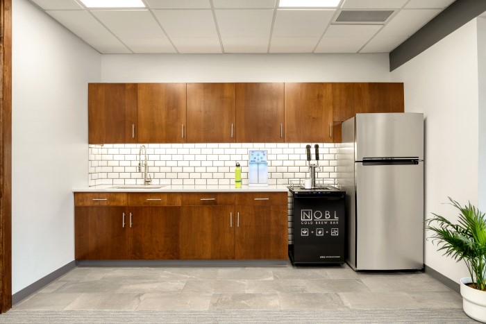 HRKNSScowork kitchen